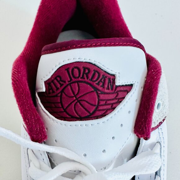 NEW NIKE AIR JORDAN 2 RETRO LOW WHITE AND CHERRYWOOD RED FASHION SNEAKERS main image 2